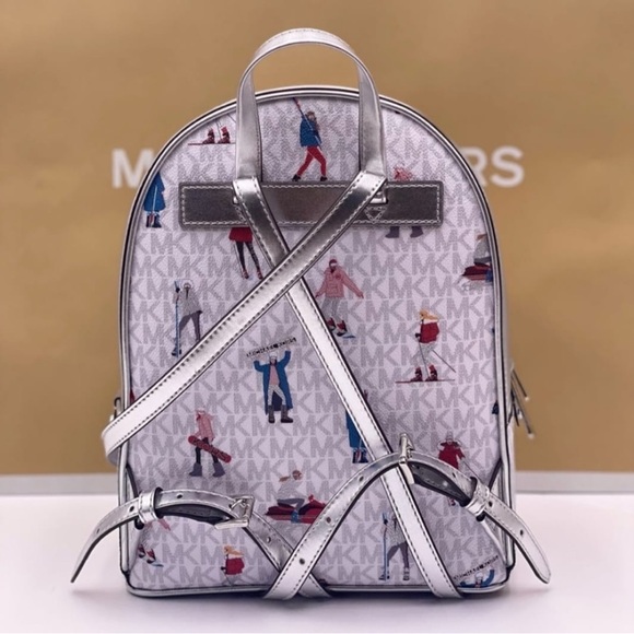 Michael Kors medium Backpack - Picture 3 of 9